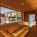 Hotel Upside Down Town Neue Post Zell am See