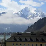 Upside Down Town Neue Post Hotel Zell am See