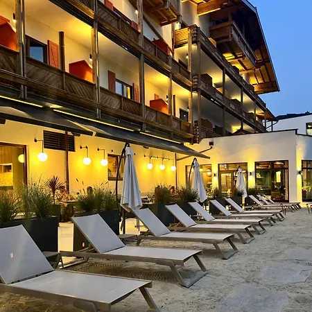 Upside Down Town Neue Post ホテル