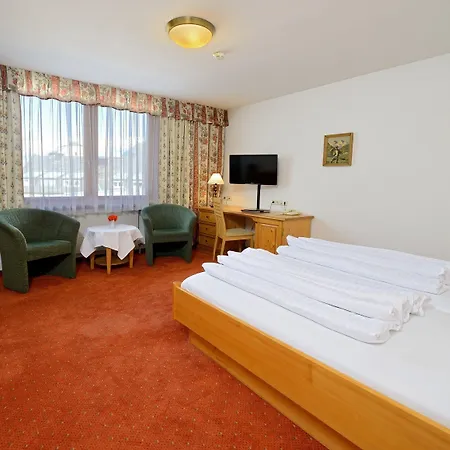 Hotel Upside Down Town Neue Post