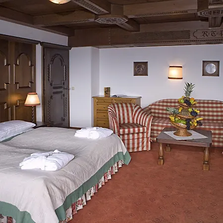 Upside Down Town Neue Post 4*