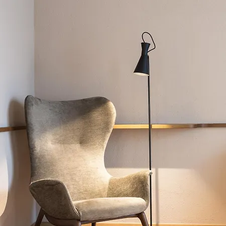Neue Post Hotel 4*