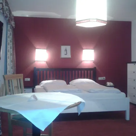 Hotel Upside Down Town Neue Post