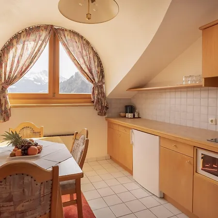 Upside Down Town Neue Post