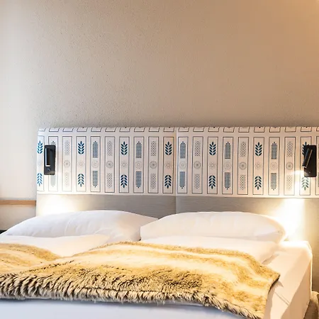 Hotel Upside Down Town Neue Post