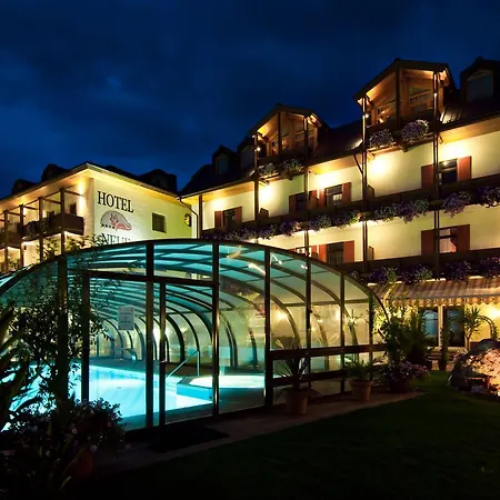 Upside Down Town Hotel-neue Post Готель 4*
