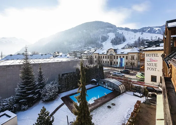 Upside Down Town Neue Post Hotel