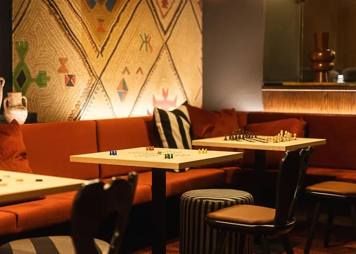 Upside Down Town Neue Post