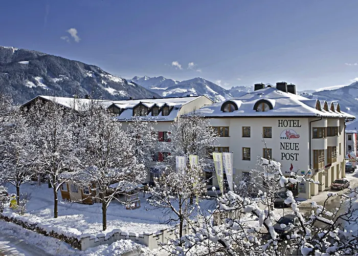 Upside Down Town Neue Post Hotell