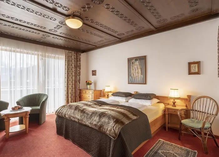 Hotel Upside Down Town Neue Post 4*