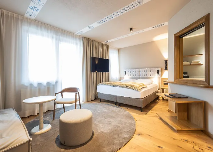 Upside Down Town Neue Post