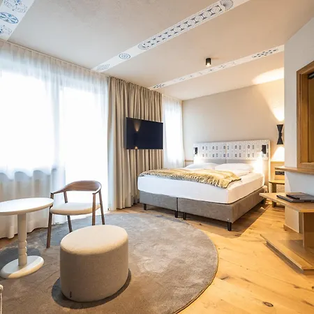 Hotel Upside Down Town Hotel-neue Post 4*